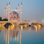 أضنة سراي فندق 3*